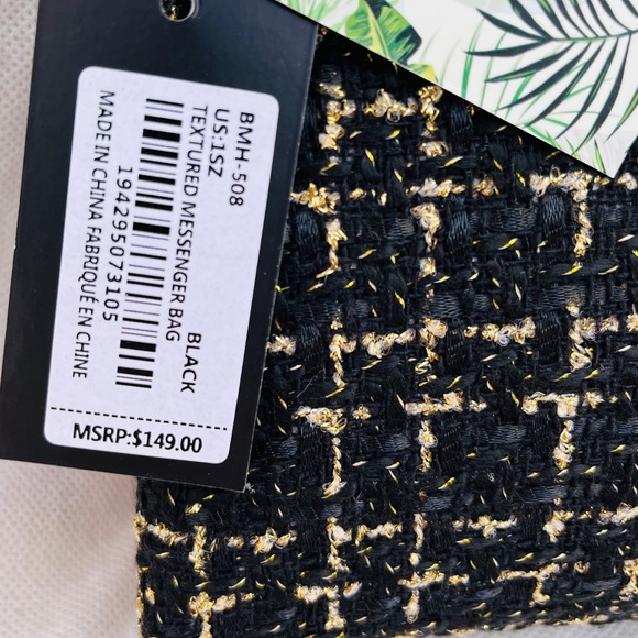 Badgley Mischka NWT Black and Gold Tweed Clutch
